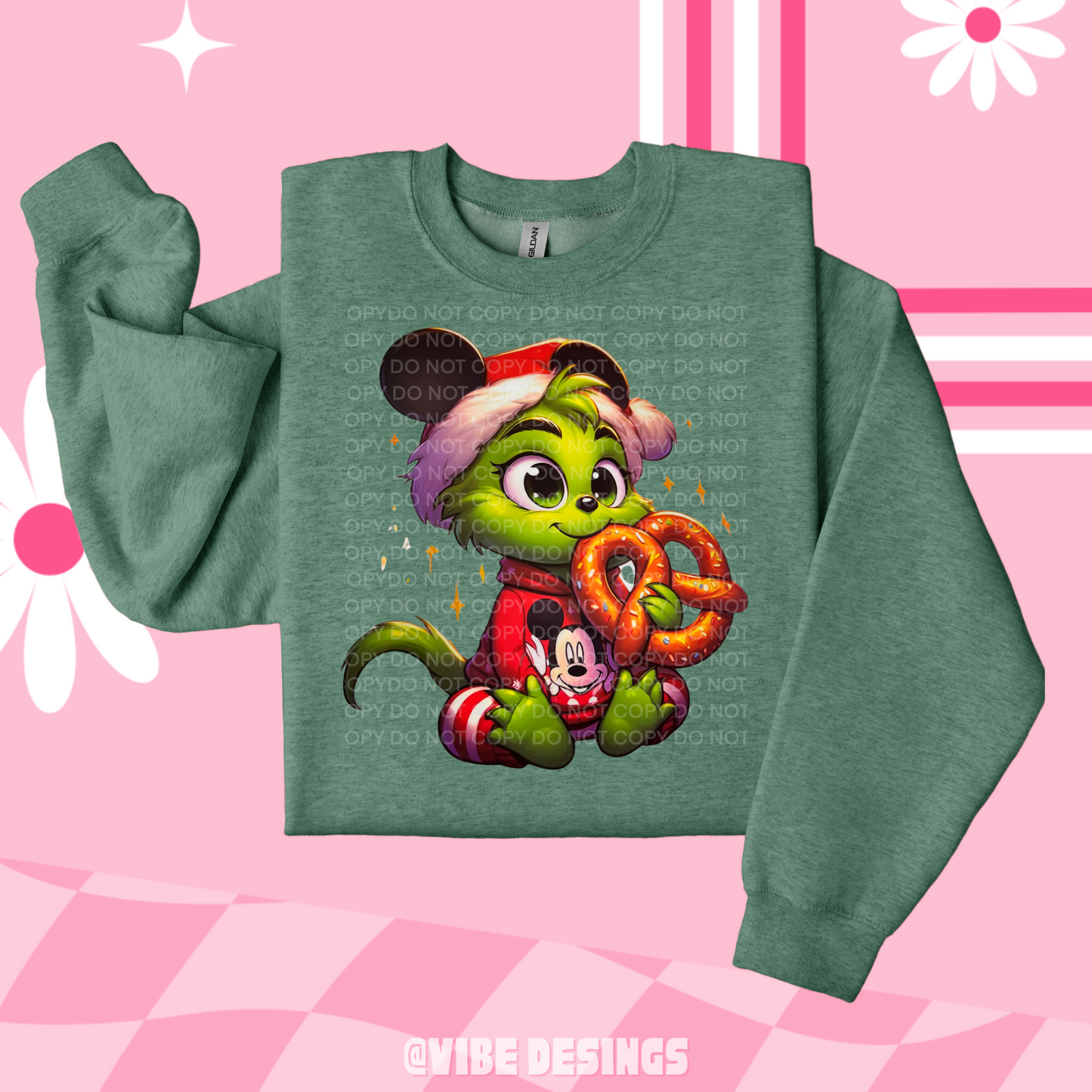 ****Mouse Snack Crewneck***