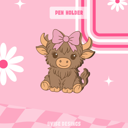 Coquette Highland Cow Pen Holder