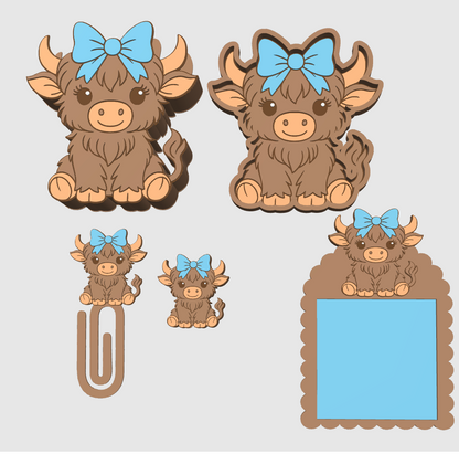 Coquette Highland Cow Pen Holder